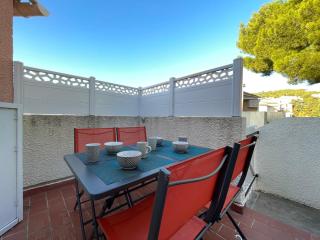 Appartement Climatisé à Sète – Terrasse, WIFI, Parking Privé, à 500m de la Plage - FR-1-338-546 - Sète - 3