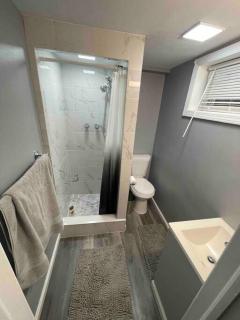 Cozy and affordable suite (near Rutgers, smartTV) - New Brunswick - 4