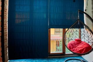 Chic Stay - Free Netflix, Coffee & Water Included - Bucharest - 5
