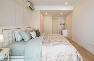 Luxurious 3-Bedroom Retreat in the Heart of Saigon - 8