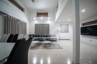 THE LUNA LOUNGE - Tsukisappu - 7