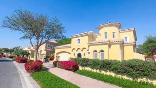 Luxury 3BR Villa with Assistant Room at Alvorada 4 Arabian Ranches by Deluxe Holiday Homes - Dubai - 2