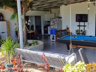 Hilltop Haven - - 8