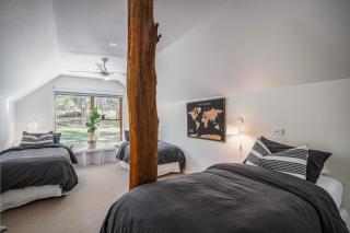 Centenary Heights - Wandiligong - 8