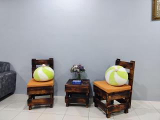 Just Homestay - Sitiawan - 1