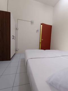 KhaAfi Homestay Seri Iskandar - 4
