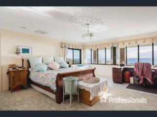 Beachfront Penthouse by Peppy Beach Retreats® - Capel - 6