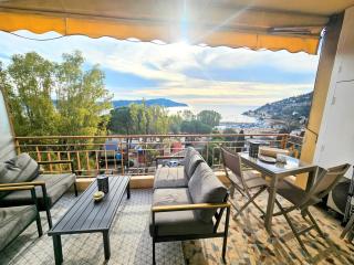 Villefranche center Bay & Port Sea view front - 0