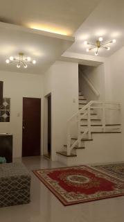 Malvar Lodge - - 7