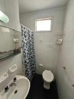 Excelente Ubicación - Dos Ambientes - Peatonal - 1