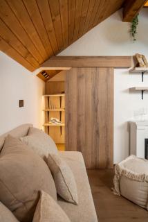 Gurgulyat view - 1 Bedroom Loft - Sofia - 3