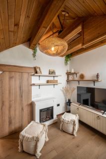 Gurgulyat view - 1 Bedroom Loft - Sofia - 1