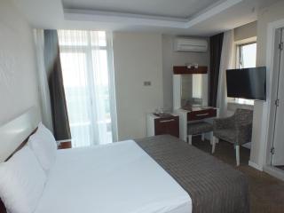 Grand Ahos Hotel - 8