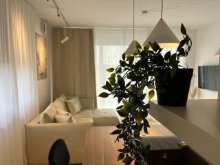 City Luxe Apartment - Čakovec - 9
