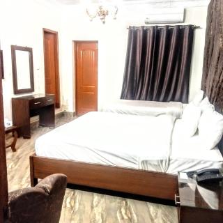 Galaxy Ambassador Guest House Islamabad - Islamabad - 4