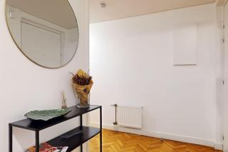 8 People - 4 rooms - 2 salle de bain - Metro 7 & 14 - Porte Italie - Private Car Park- Wifi - Le Kremlin-Bicêtre - 6