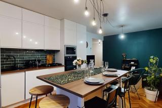 8 People - 4 rooms - 2 salle de bain - Metro 7 & 14 - Porte Italie - Private Car Park- Wifi - 9