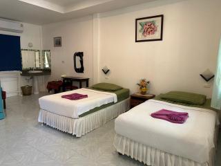 Best One Guesthouse B2, 5 min to Naiyang Beach - Nai Yang Beach - 5