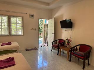 Best One Guesthouse B2, 5 min to Naiyang Beach - Nai Yang Beach - 8