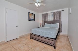 Luxurious 5 bedrooms Jacuzzipool - 8