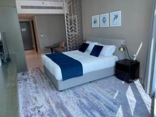 Damac Prive l Canal View l Great Location - Dubai - 7