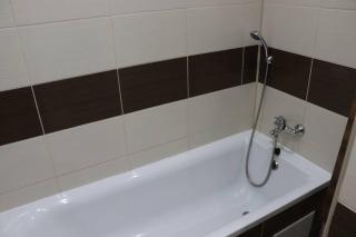 Moderný priestranný apartmán - Rimavská Sobota - 9
