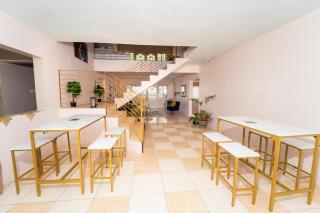 Bell Air Seaview (3 BDRM 3 BATH) - 1