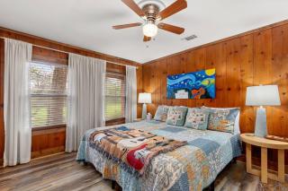 River Road Retreat - 8