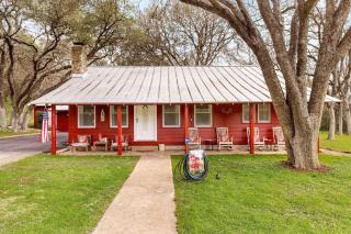 River Road Retreat - New Braunfels - 4