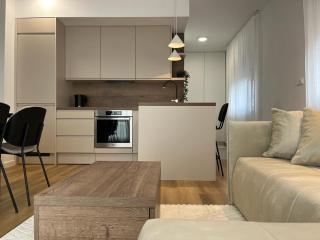 City Luxe Apartment - Čakovec - 6