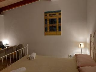 Benedetto Cairoli Guest House - 8