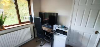 Old Slade Cottage - Train to London 30mins, Heathrow 15mins away,Free Parking - En-suit rooms - 7