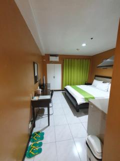 Sab R. Bel air soho - Manila - 0