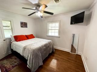 Quiet home 15min from FQ, 10min from Trendy Bywater Neighborhood - 1