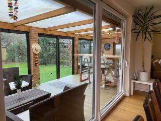 Haus Ostend Ganzes Ferienhaus mit Garten ideal für zwei Erwachsene und zwei Kinder - Espelkamp - 4