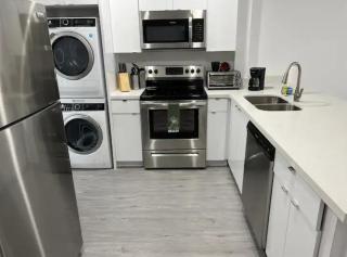 Designer River View Apartments - Fort Lauderdale - 2