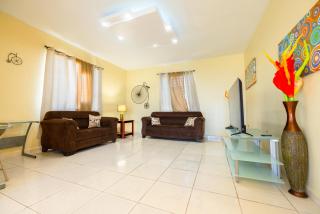 Colinas del Atlantico Vacational House 2nd Floor - Isabela - 6