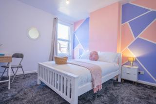 STAYZED E - NG7 Free WiFi, Parking, Stylish House Near City Centre - Great For Tourists, Families, Contractors & Long Stays - Nottingham - 6