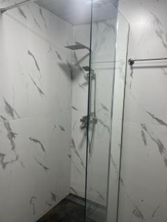 Modern and New Apartment in Yerevan - Yerevan - 6