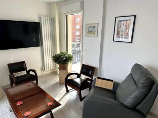 Bright sunny flat 2 bedrooms 750 sqft + free PKG - Saint-Ouen - 2