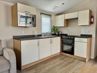Haven Seashore Holiday Park - Caister-on-Sea - 3