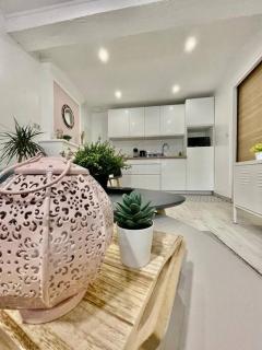 Joli studio Cozy tout équipé Hyper Centre Saintes - 1