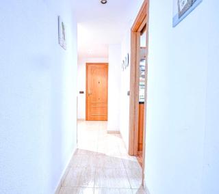 Apartamento en el Edificio Barlovento, situado en el centro de Alcossebre, a 150m del mar y capacidad hasta 8 personas - Alcossebre - 1