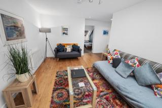 Stunning 2BR Loft Apt in Oban - Sea Views - 4