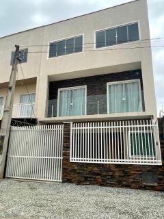 TRIPLEX COM SALÃO DE FESTAS À 1.3 KM DA PRAIA - Piçarras - 8