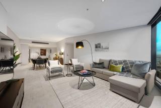 SkyHigh Style ~ 2Bed/2Bath/1Car/VIEWS! ~ CBD - Brisbane - 4