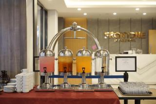 Front One Boutique Hotel Taman Anggrek - Jakarta - 2