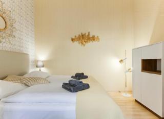 Beautiful Apartment in Prague - Prague - 2