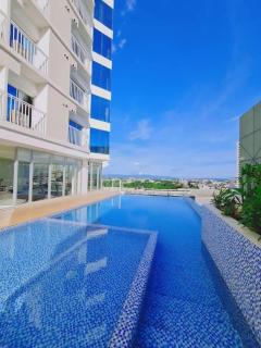 18F Studio Room, Centrally Located! - 0