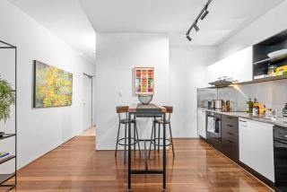 Tasteful Teneriffe! ~ 1Bed, 1Bath, 1Car, Balconies - Brisbane - 6